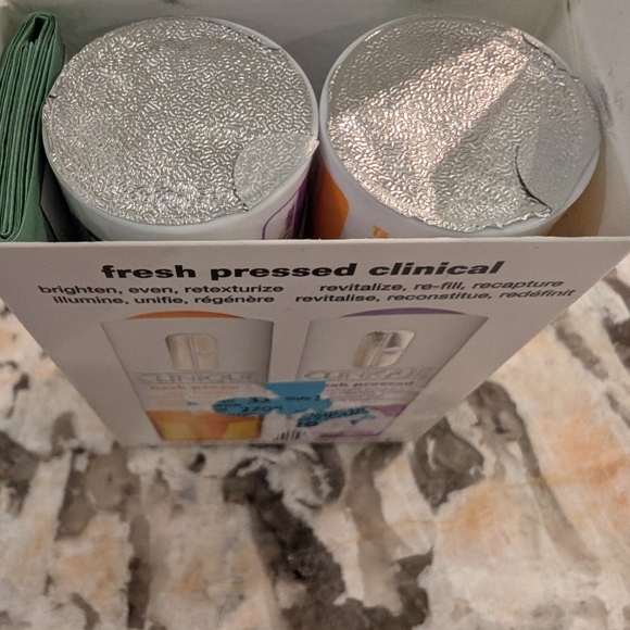 Clinique Fresh Pressed Clinical - Picture 3 of 3